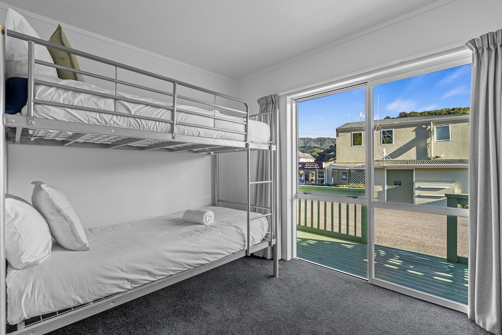 Tasman Holiday Parks - Picton