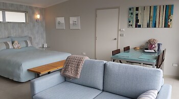 The Bay Lodge