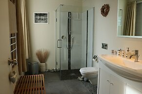 The Bay Lodge