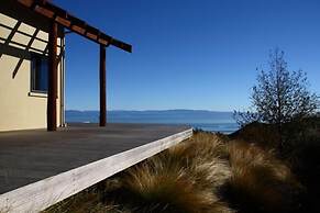 Parautane Lodge