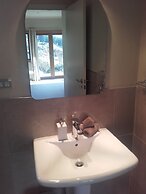 Parautane Lodge