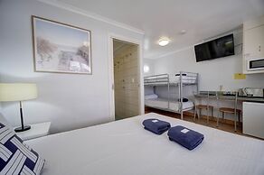 Bali Hi Motel