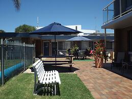 Surfside Holiday Apartments