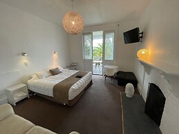 Õtoromiro Hotel