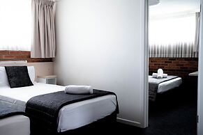 Buckaroo Motor Inn