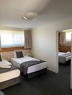 Buckaroo Motor Inn