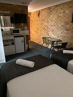 Buckaroo Motor Inn