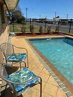 Buckaroo Motor Inn