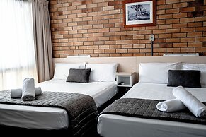 Buckaroo Motor Inn