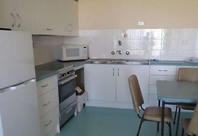 Stansbury Holiday Motel