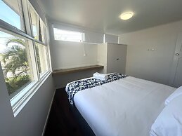 Tropicana Motel