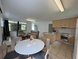 Tropicana Motel