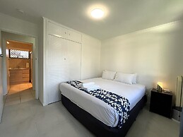 Tropicana Motel