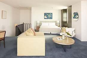 Hotel Ravesis
