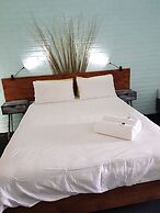 Lancelin Sands Hotel