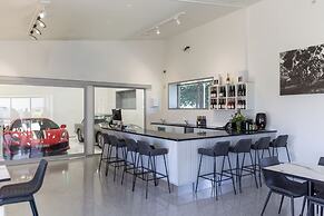 Adina Vineyard