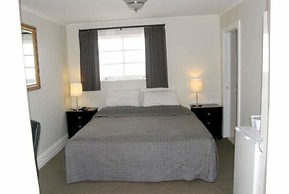 Ponsonby Manor