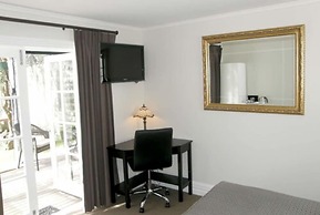 Ponsonby Manor