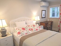 Ponsonby Manor