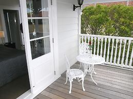 Ponsonby Manor