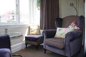 Ponsonby Manor