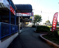 Halfway Motel, Eden