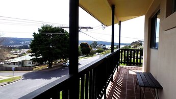 Halfway Motel, Eden