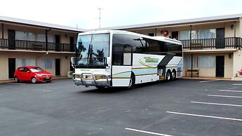 Halfway Motel, Eden