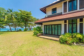 Banyu Biru Villa