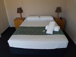Gateshead Tavern Motel