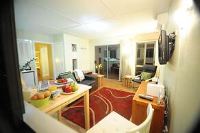 Gisborne Peak Winery Cottages