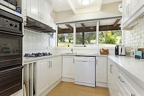 Gisborne Peak Winery Cottages