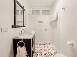 Genesta House B&B