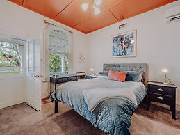 Genesta House B&B