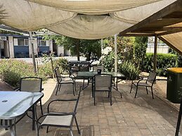 Kaniva Midway Motel
