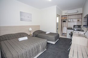 Westside Motor Inn