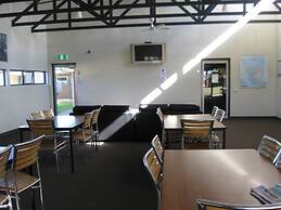 Swansea Backpackers