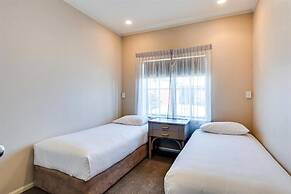 Cumberland Court Motel