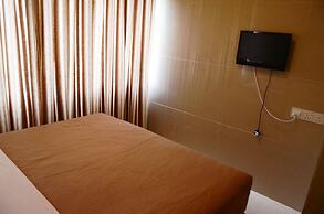 Aura Hotel
