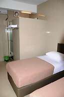 Aura Hotel