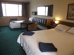 Canberra Lyneham Motor Inn