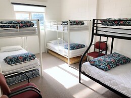 Bayplay Beach Accommodation - 2 locations