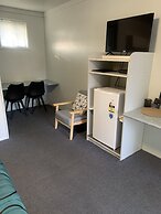 Hatton Vale Motel