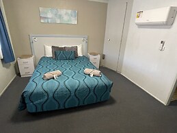 Hatton Vale Motel