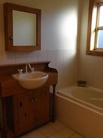 Beachport Retreat Holiday House