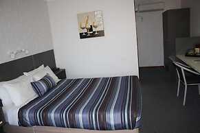 Raglan Motor Inn