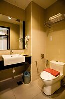 Marvelux Hotel