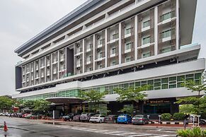 Marvelux Hotel