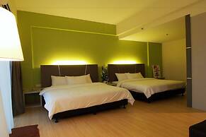 Marvelux Hotel