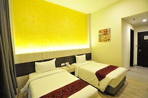 Marvelux Hotel